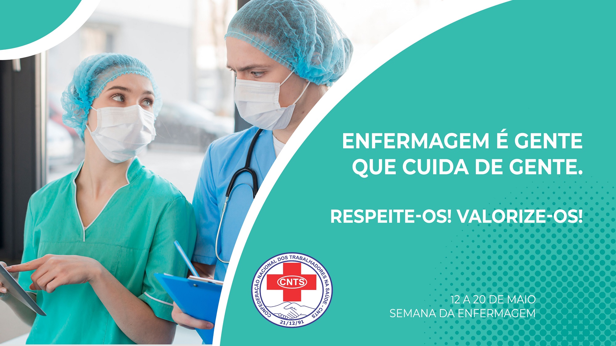 ENFERMAGEM REALIZA ATO HISTÓRICO EM HOMENAGEM AOS MORTOS PELA COVID-19